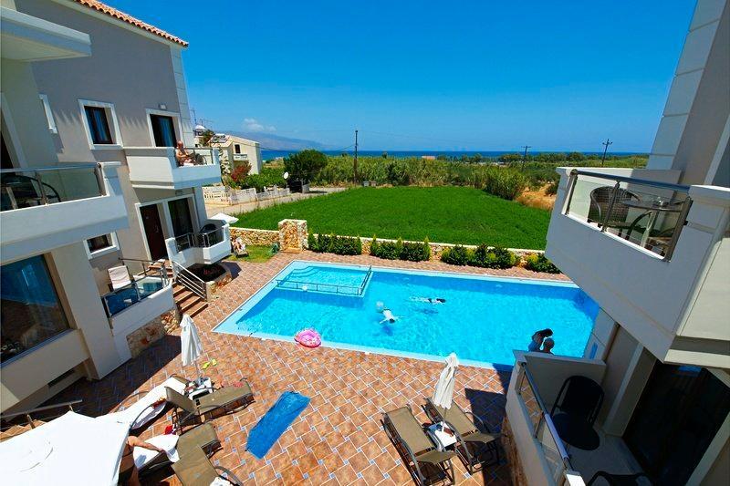 Theros Hotel de apartamente